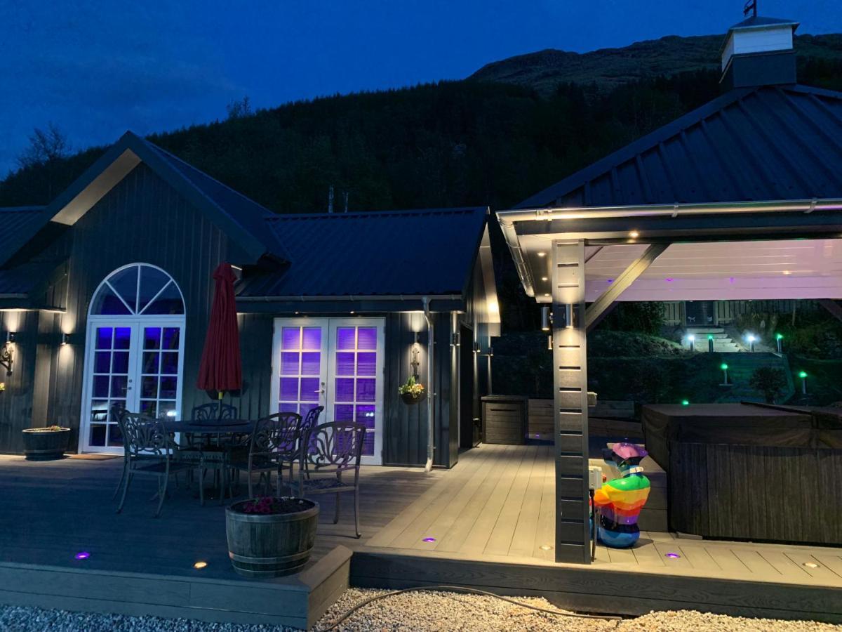 Alojamento de Turismo Selvagem Little Fox Luxury Hideaway With Hot Tub Near Fortwilliam (adults Only)